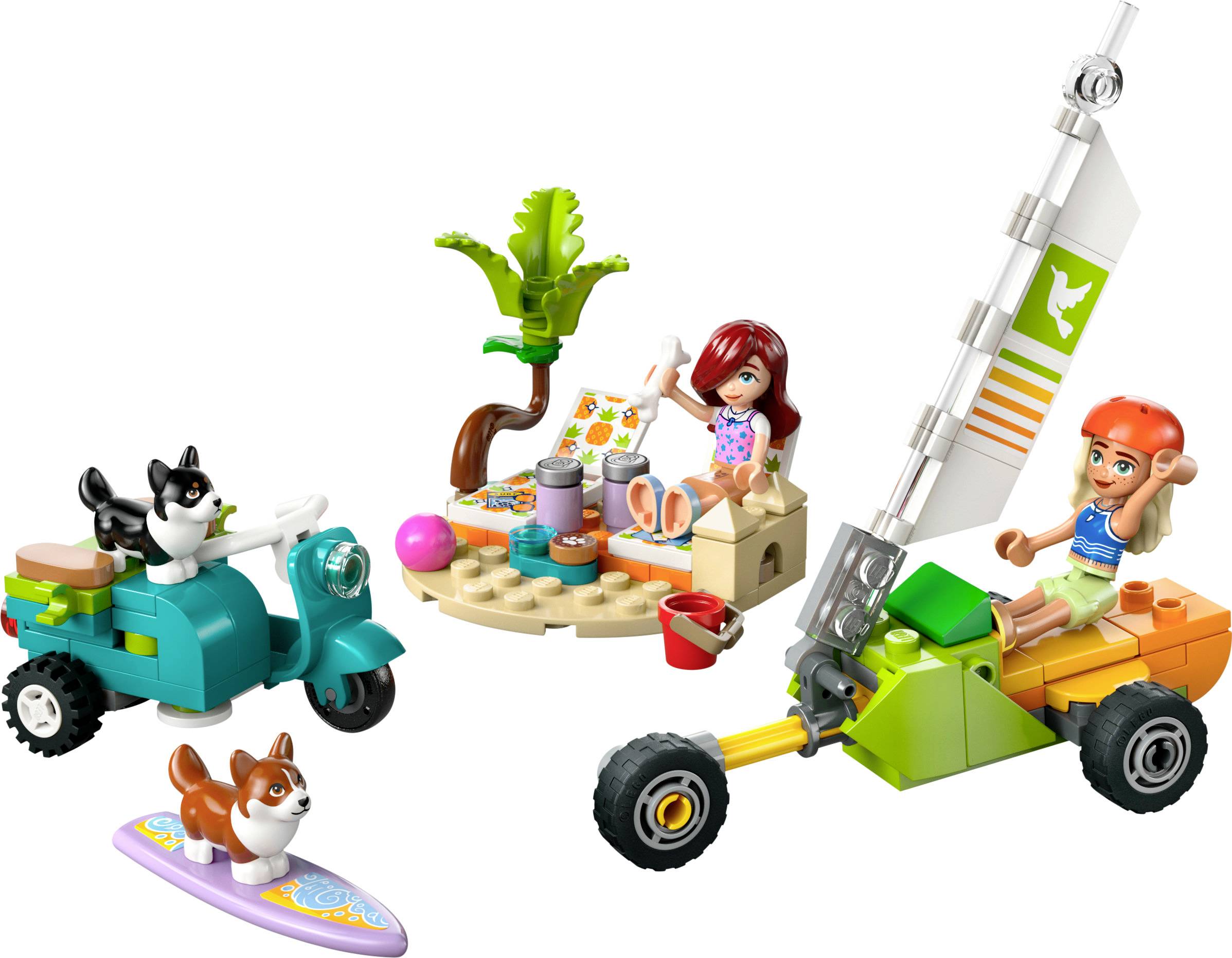 Spielzeugset mit Figuren beim Picknick, Hund auf Surfbrett, Katze auf Roller und Mädchen in Mini-Segelwagen. Szenario am Strand.