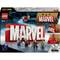 LEGO-Set bestehend aus einem großen 'MARVEL'-Schriftzug und vier Minifiguren: Captain America, Iron Man, Black Widow und Hulk. Verpackung mit Marvel-Logo.
