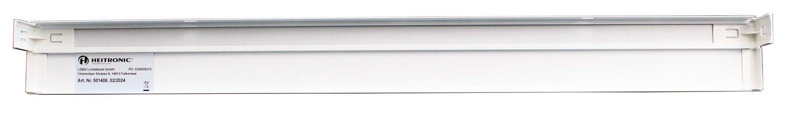 Weiße LED-Leuchte mit rechteckigem Gehäuse. Aufkleber mit Aufschrift 'IP 6500' und technischen Angaben an der Seite.