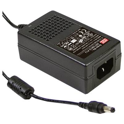 Ein schwarzes Netzteil mit einem Netzkabel. Auf dem Gerät sind technische Spezifikationen und Sicherheitssymbole zu sehen.