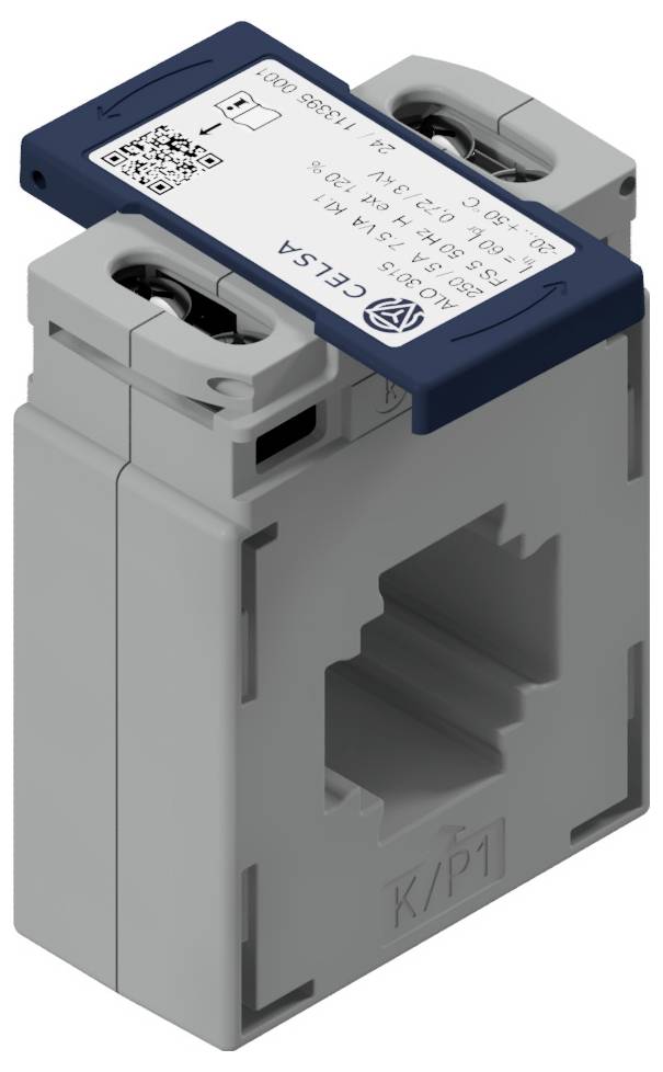 Grauer Stromsensor mit blauer Oberseite, Etikett mit technischen Spezifikationen oben. Rechteckige Form mit Durchgangsloch unten.