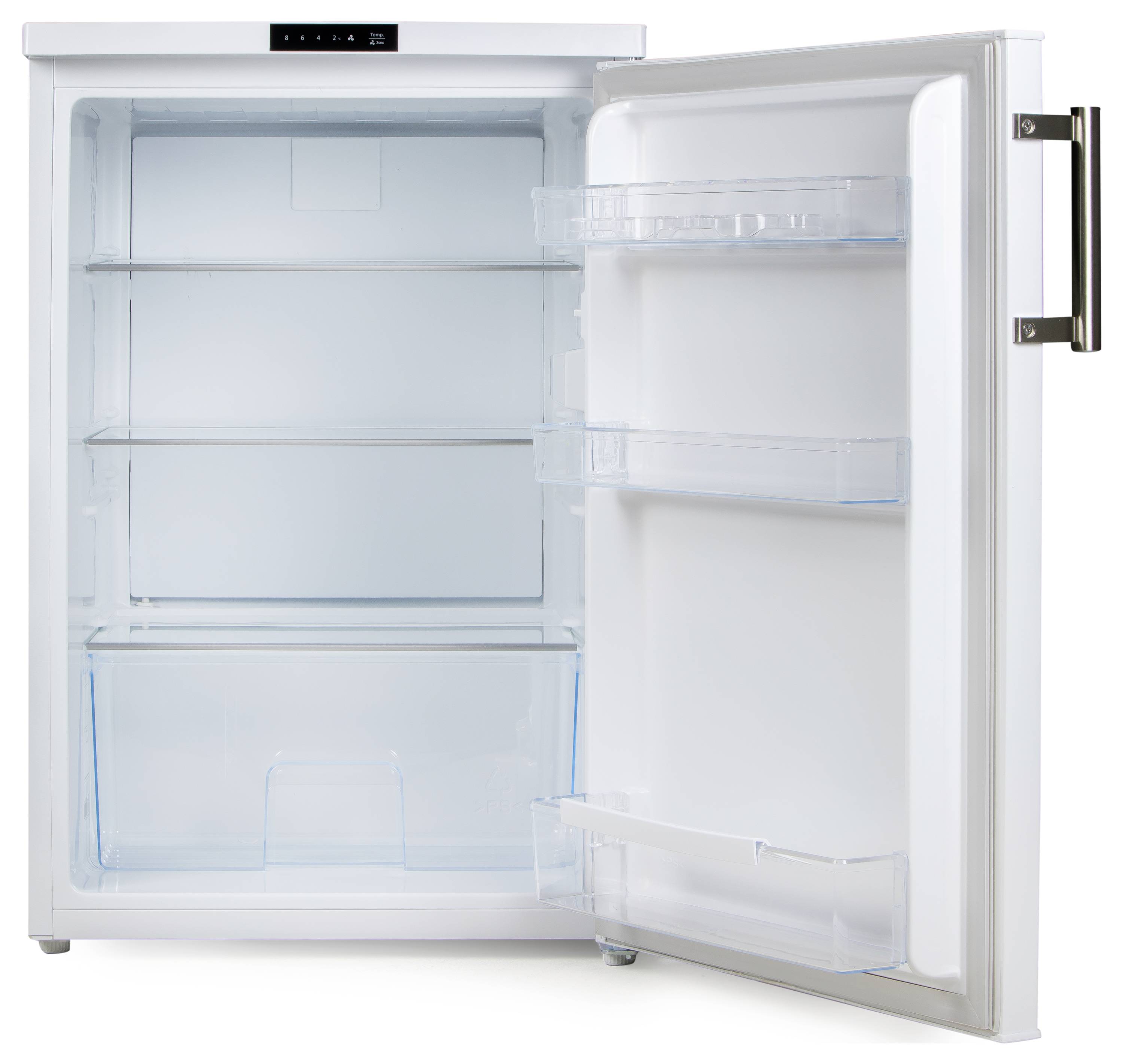 Ein leerer, weißer Kühlschrank mit geöffneter Tür. Drei Ablagen und ein Schubfach sind sichtbar. Ein Metallgriff ist an der Tür.