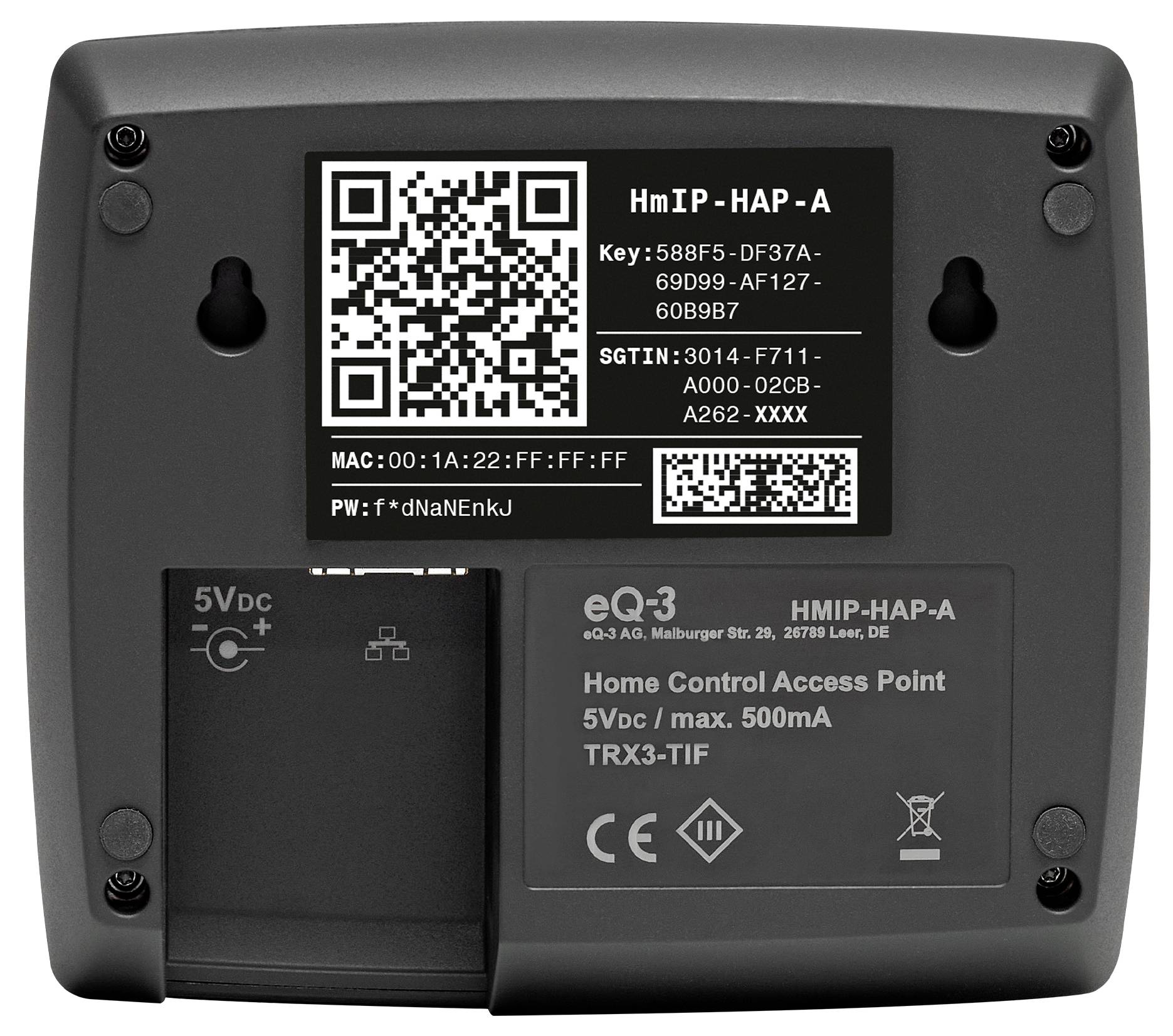 Rückseite eines elektronischen Geräts mit QR-Code, Seriennummer und technischen Spezifikationen. Enthält Informationen zum Hersteller.