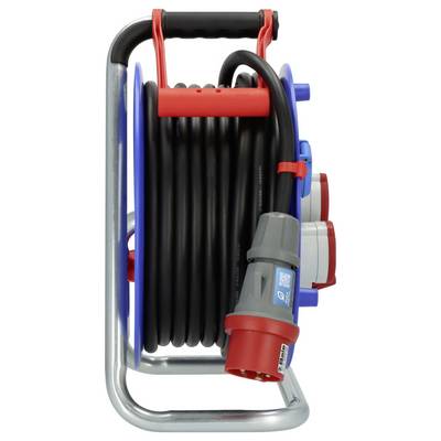 Tragbare Kabelrolle mit aufgerolltem schwarzem Verlängerungskabel, rot-blauem Rahmen und angebrachtem rotem Industrie-Stromstecker.