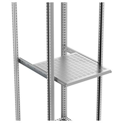 Ein silbernes, perforiertes Regalbrett in einem metallischen Gestell. Es scheint Teil eines verstellbaren Regalsystems zu sein.