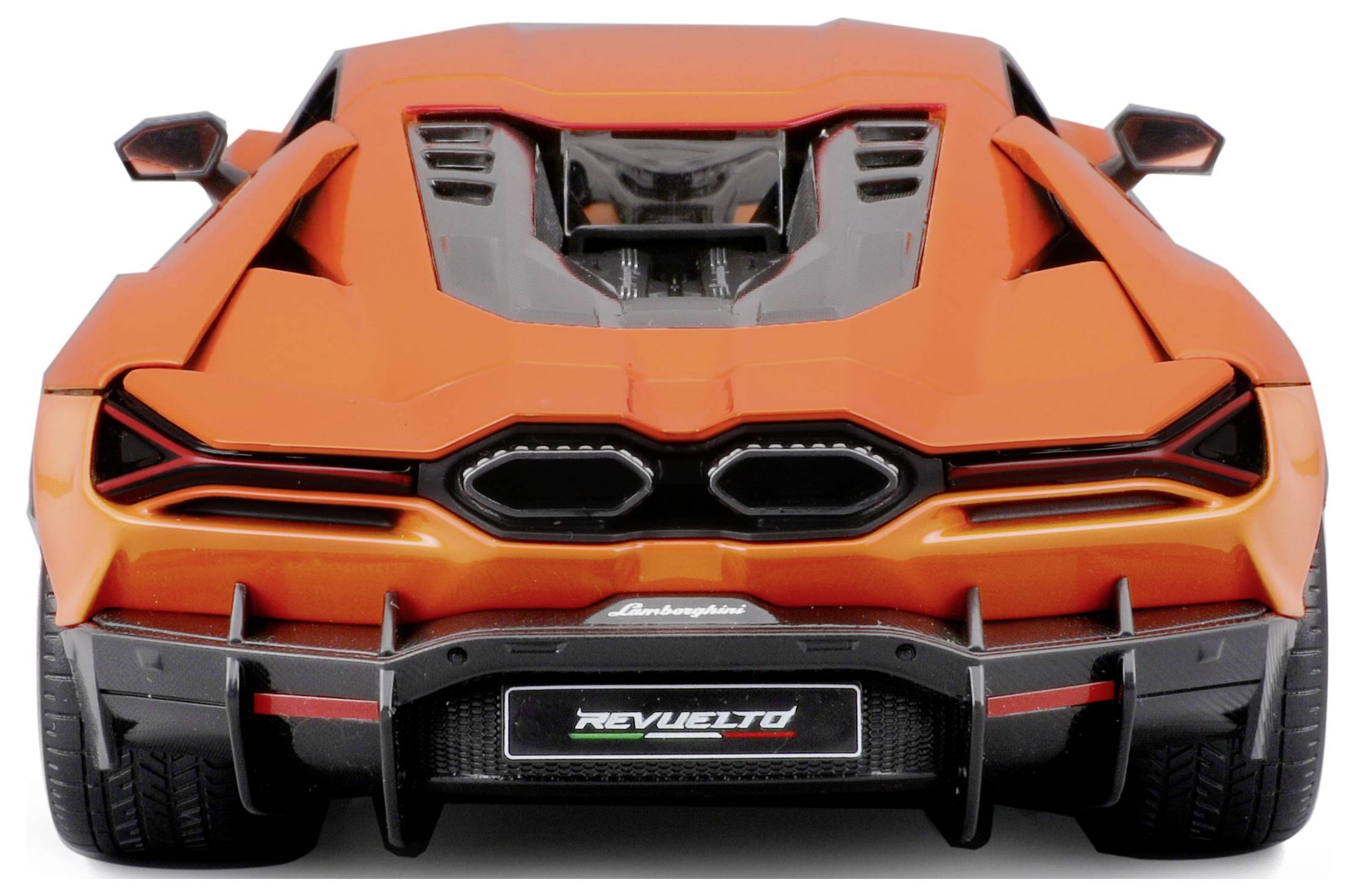 Ein orangefarbener Sportwagen von hinten, zeigt die Details des Hecks und die markante Karosserieform, mit dem Schriftzug 'Revuelto'.