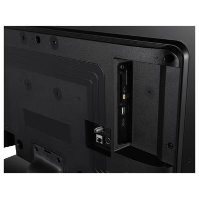 Rückseite eines Fernsehers mit mehreren Anschlussmöglichkeiten wie HDMI, USB-Ports und Ethernet-Anschluss.