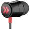Schwarzer In-Ear-Kopfhörer mit roten Akzenten und einem Doppelpfeilsymbol auf der Außenseite in roter Farbe.