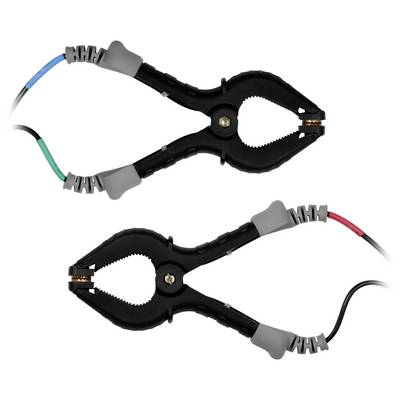 Zwei schwarze isolierte zangenförmige Elektroklemmen mit grauen Griffen und farbigen Drahtzuleitungen, geöffnet auf weißem Hintergrund dargestellt.