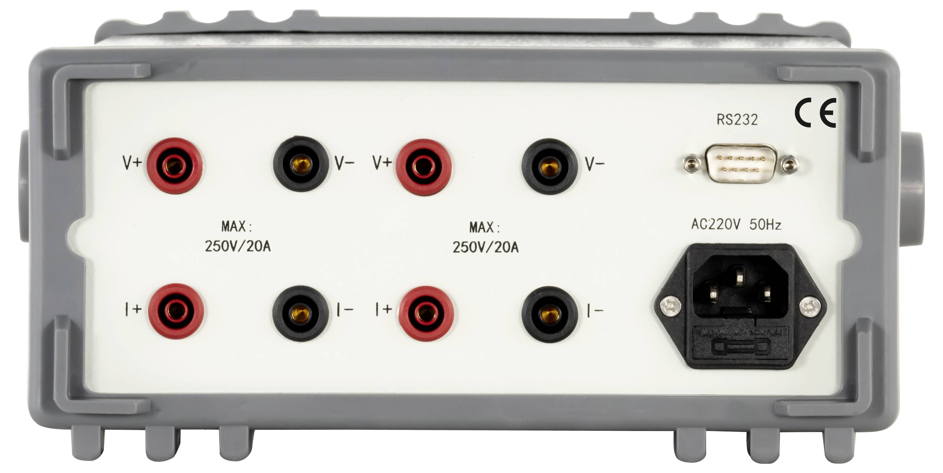 Rückseite eines Labornetzteils mit vier rot/schwarzen Ausgangsklemmen, die mit V+ und I+ gekennzeichnet sind, einem RS232-Anschluss und einer AC-220V-Stromeingangsbuche.
