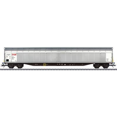 Güterwagen der DSB auf einem Gleis, graue Außenfarbe, geschlossene Schiebetüren, robustes Design für den Warentransport.