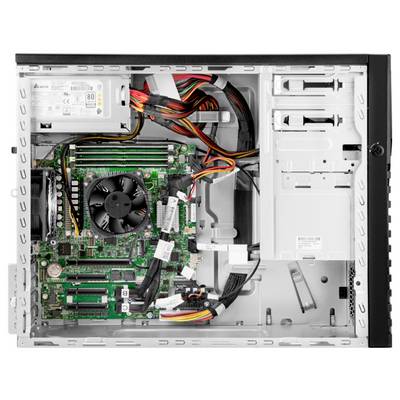 Ein offener Computergehäuse zeigt das Mainboard, Lüfter und Kabel. Deutlich sichtbar sind der Prozessorlüfter, RAM-Steckplätze und Kabelverbindungen.