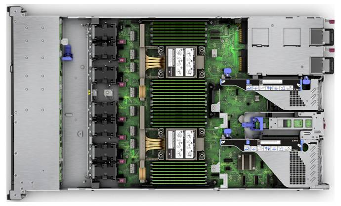Ein Servergehäuse von oben betrachtet, das Innenleben mit grünen Schaltkreisen und Komponenten wie Kühlmodulen und Speichereinheiten zeigt.