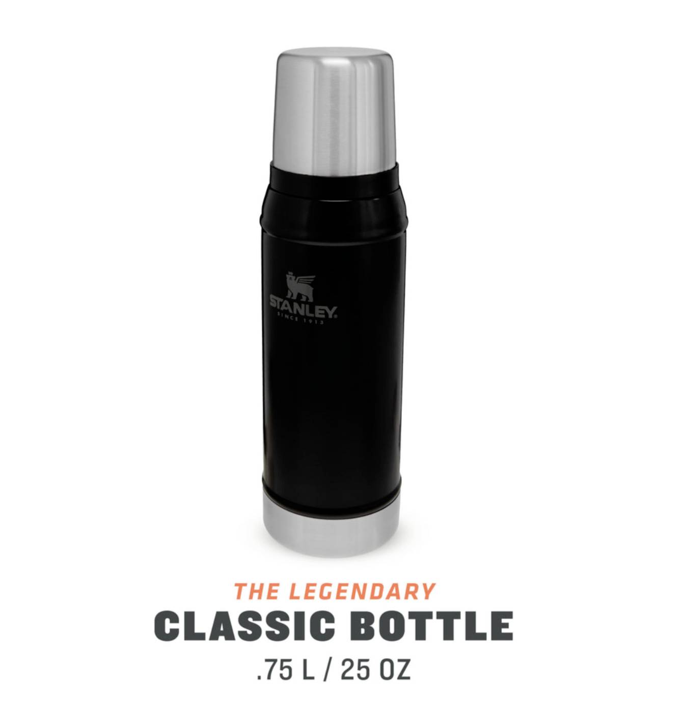 Schwarze Thermoskanne mit silbernem Deckel der Marke Stanley. Text darunter: 'The Legendary Classic Bottle .75 L / 25 oz'.