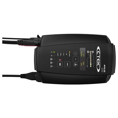 Batterieladegerät CTEK MXS 10. Zeigt LED-Anzeige für Spannung und Ladestatus. Enthält mehrere Modi und Sicherheitshinweise.