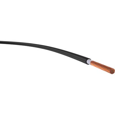 Ein schwarzes elektrisches Kabel mit einem kupfernen Innenleiter, das von links nach rechts verläuft.