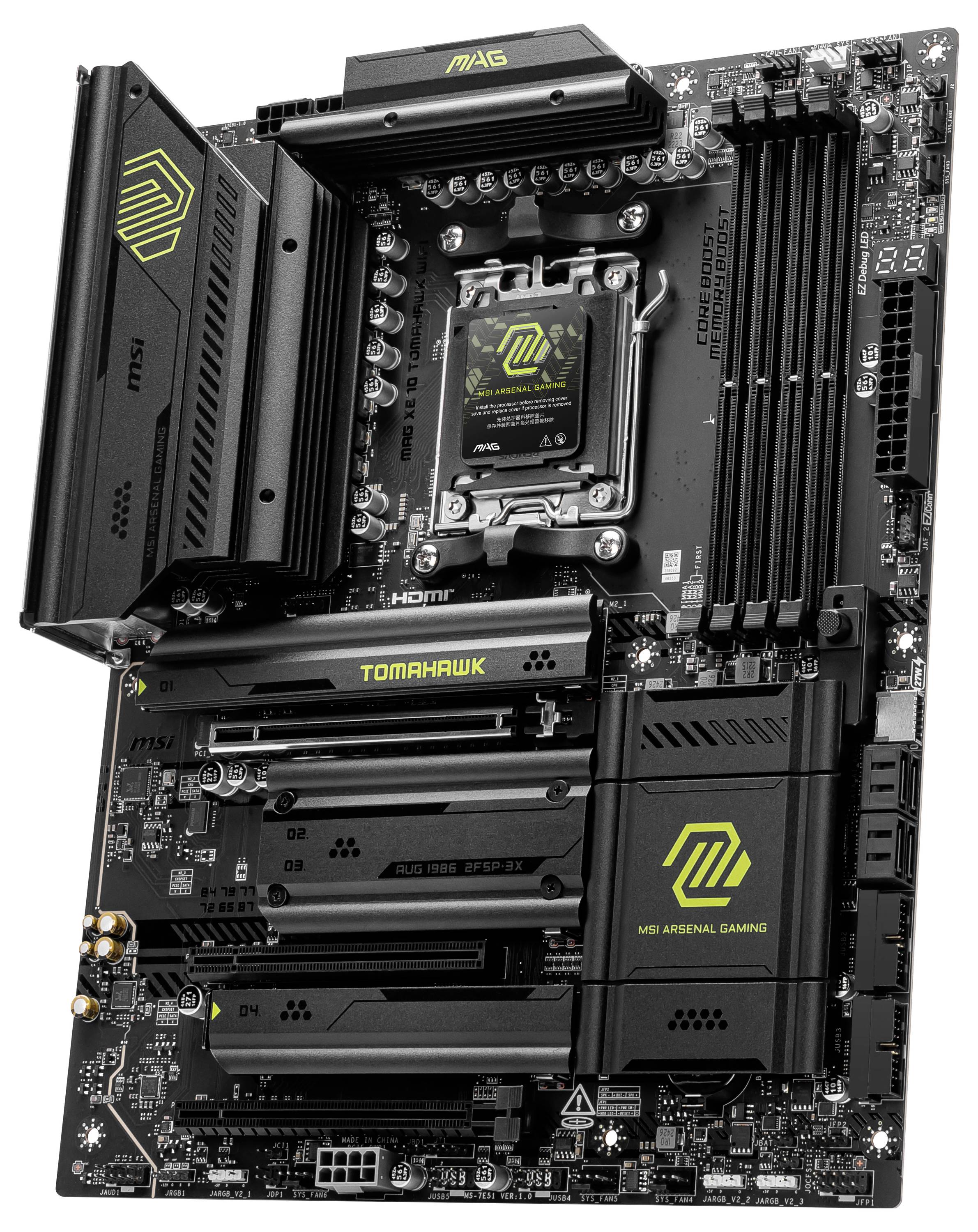'MSI MAG Motherboard Z790 TOMAHAWK' mit schwarzen Kühlkörpern und gelben Akzenten, geeignet für Gaming-PCs mit hoher Leistung.