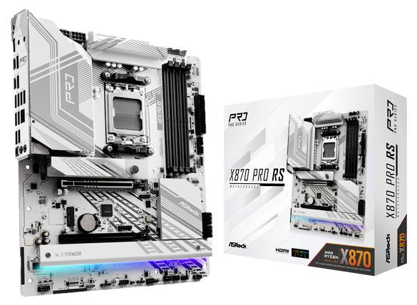 Motherboard 'X670E Pro RS' von ASRock neben der Verpackung, mit weißen Kühlkörpern, RGB-LEDs und mehreren PCIe-Steckplätzen.