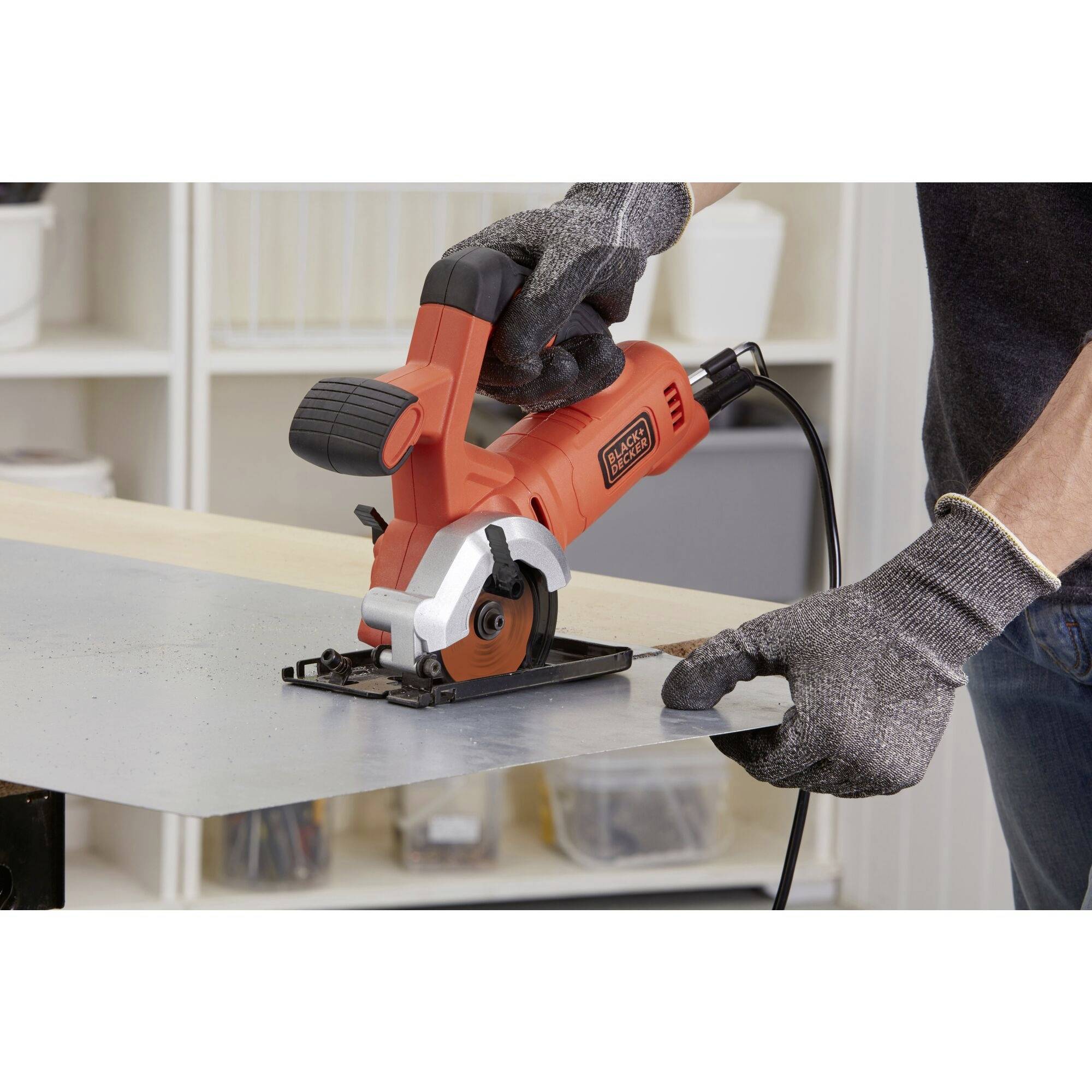 Black & Decker Handkreissäge inkl. Koffer 400 W