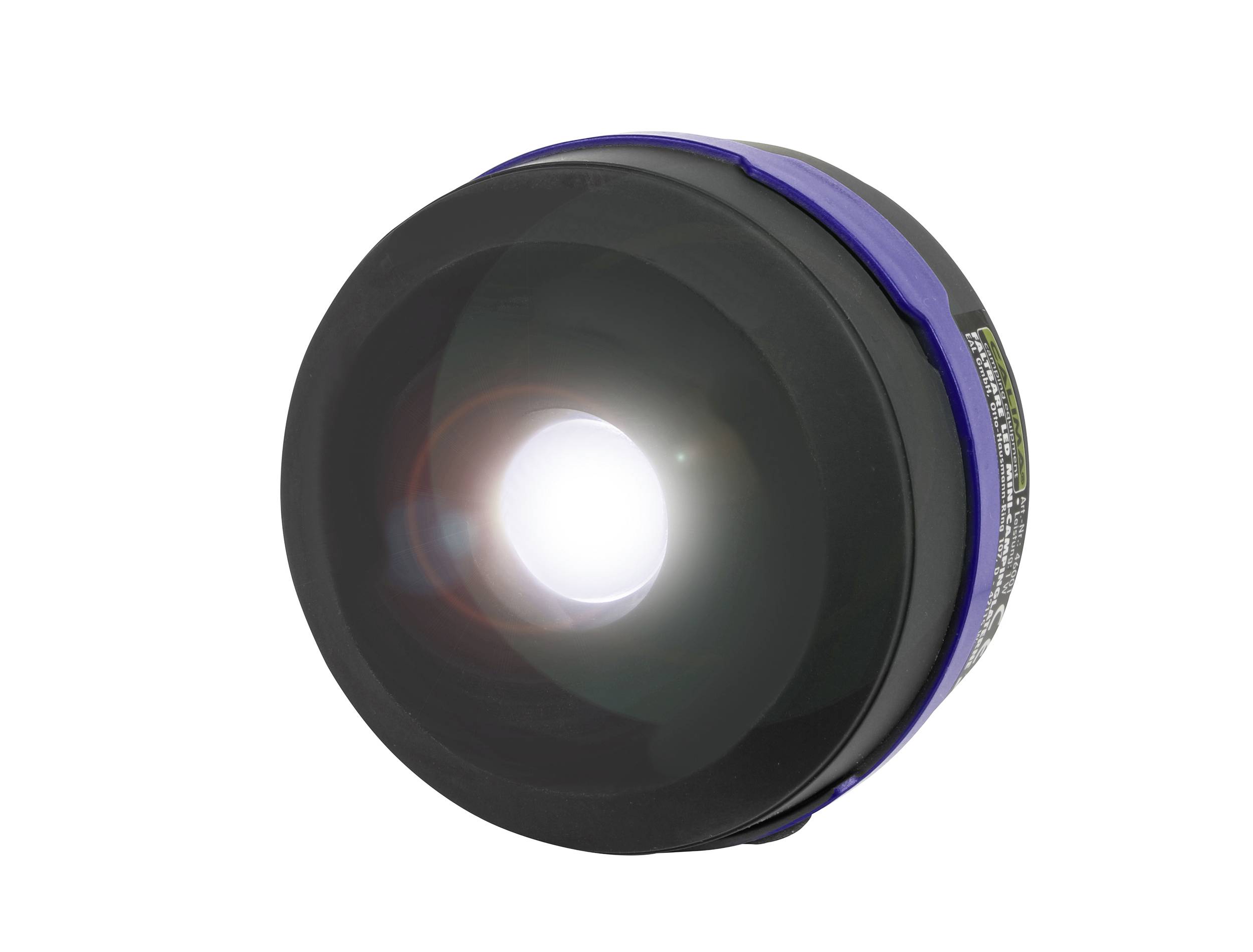 Eine schwarze Taschenlampe mit blauem Rand, die eingeschaltet ist und helles weißes Licht ausstrahlt.