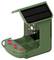 Grüne, offene Kunststoffbox mit integriertem Solarpanel oben, roten Knöpfen an der Seite und Elektronik im Inneren sichtbar.