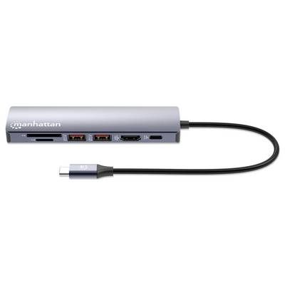 Ein silberner USB-C-Hub mit mehreren Anschlüssen, darunter USB, HDMI und Kartenleser, verbunden mit einem Kabel.