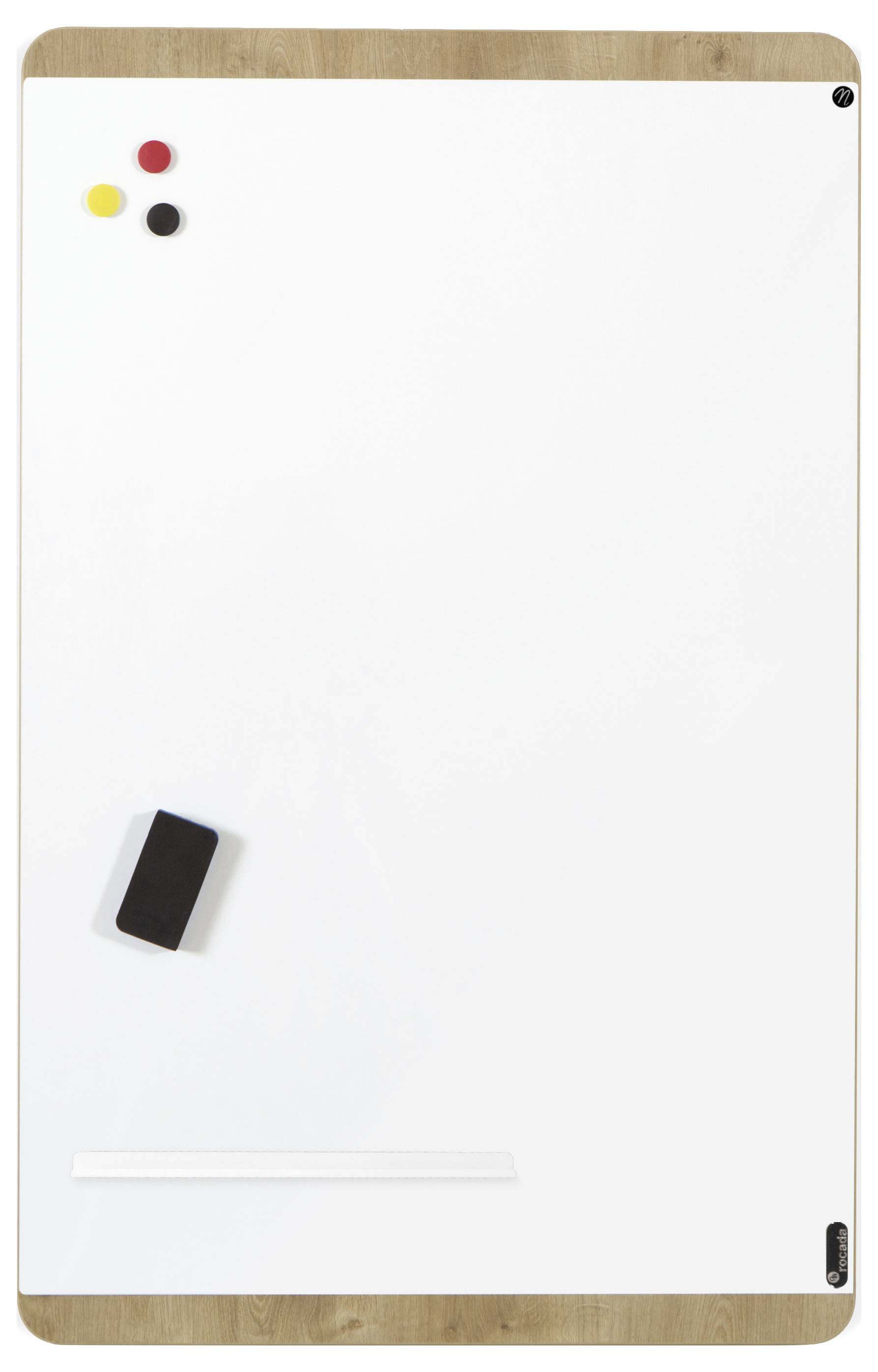 Magnetische weiße Tafel mit rotem und gelbem Magnet oben links und einem schwarzen Radiergummi unten links auf holzgemustertem Rahmen.