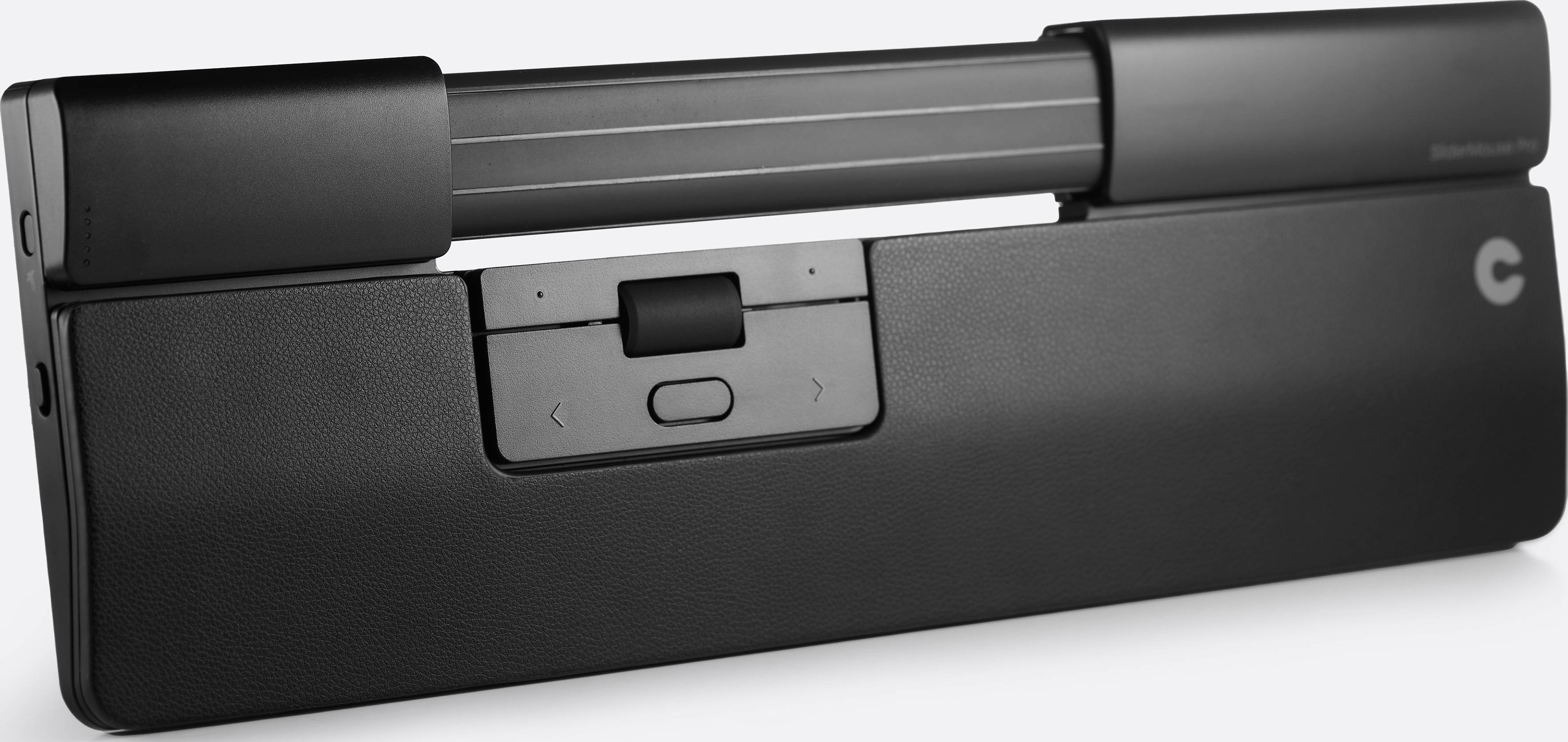 Ein schwarzer, rechteckiger Scanner mit minimalistischer Gestaltung und einem zentralen Bedienfeld. Geeignet für dokumentenbezogene Aufgaben.