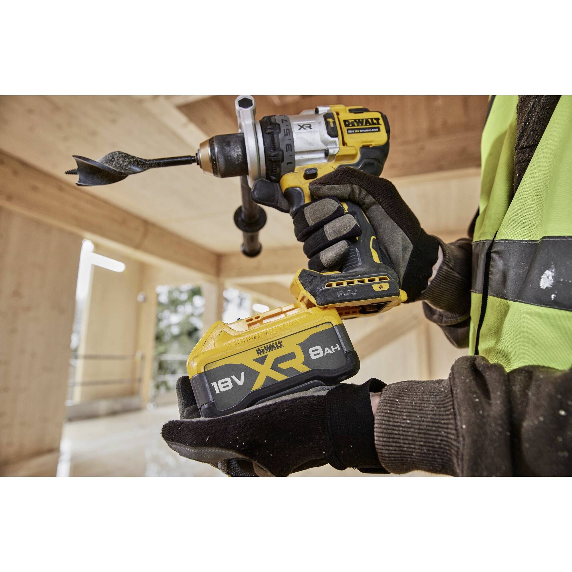 DEWALT DCB1880-XJ-7