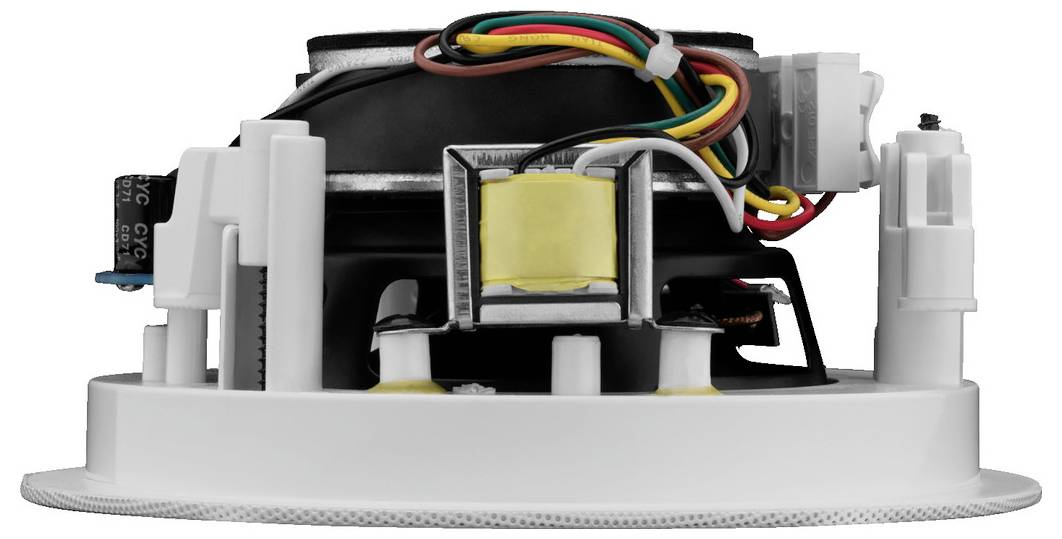 Ein runder Deckenlautsprecher von unten, ohne Abdeckung, zeigt sichtbare Drähte und elektrische Komponenten.