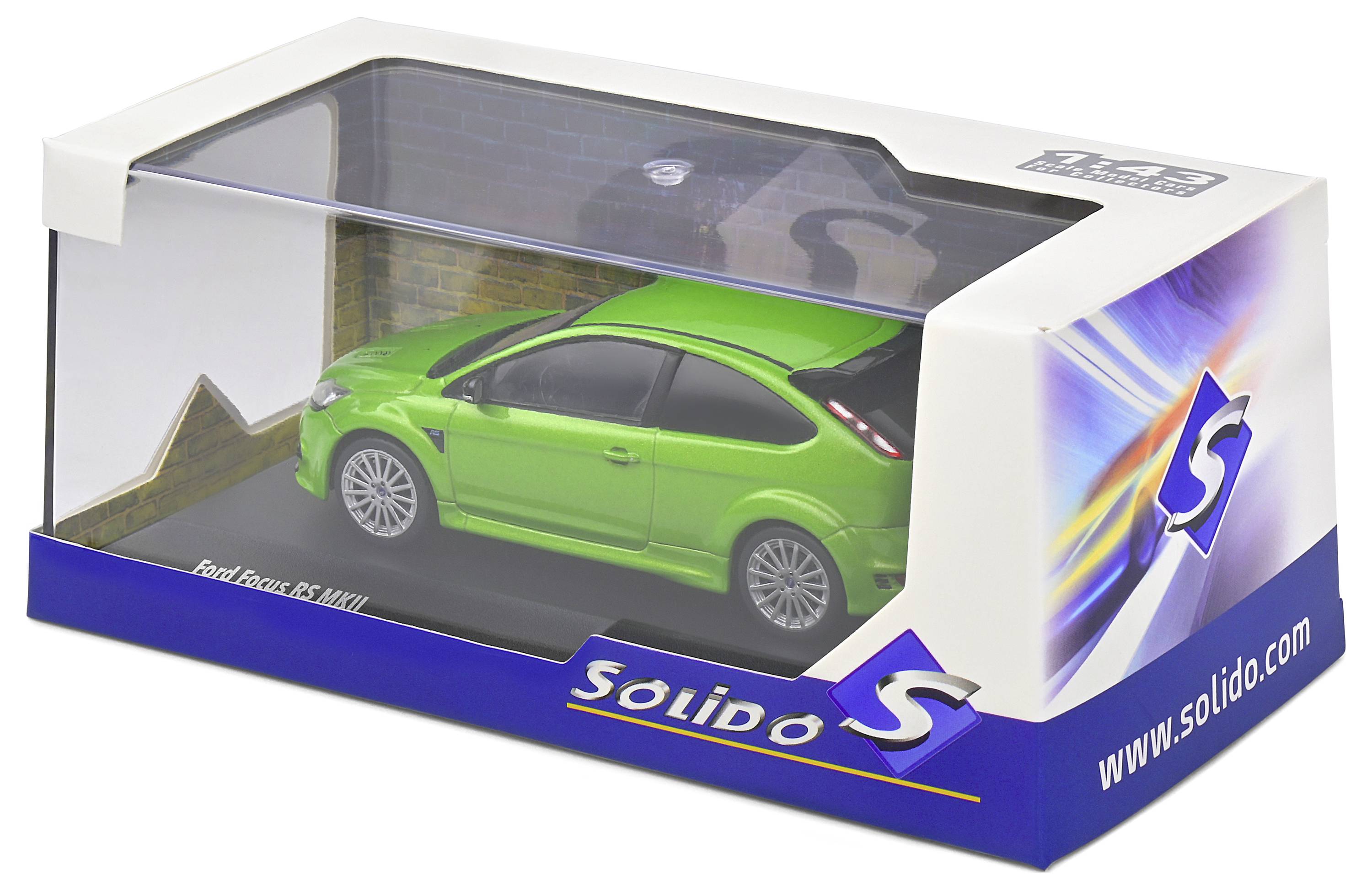 Spielzeugauto im Maßstab 1:43, Modell 'Ford Focus RS MKII', in grüner Farbe, in einer durchsichtigen Verpackung von Solido.