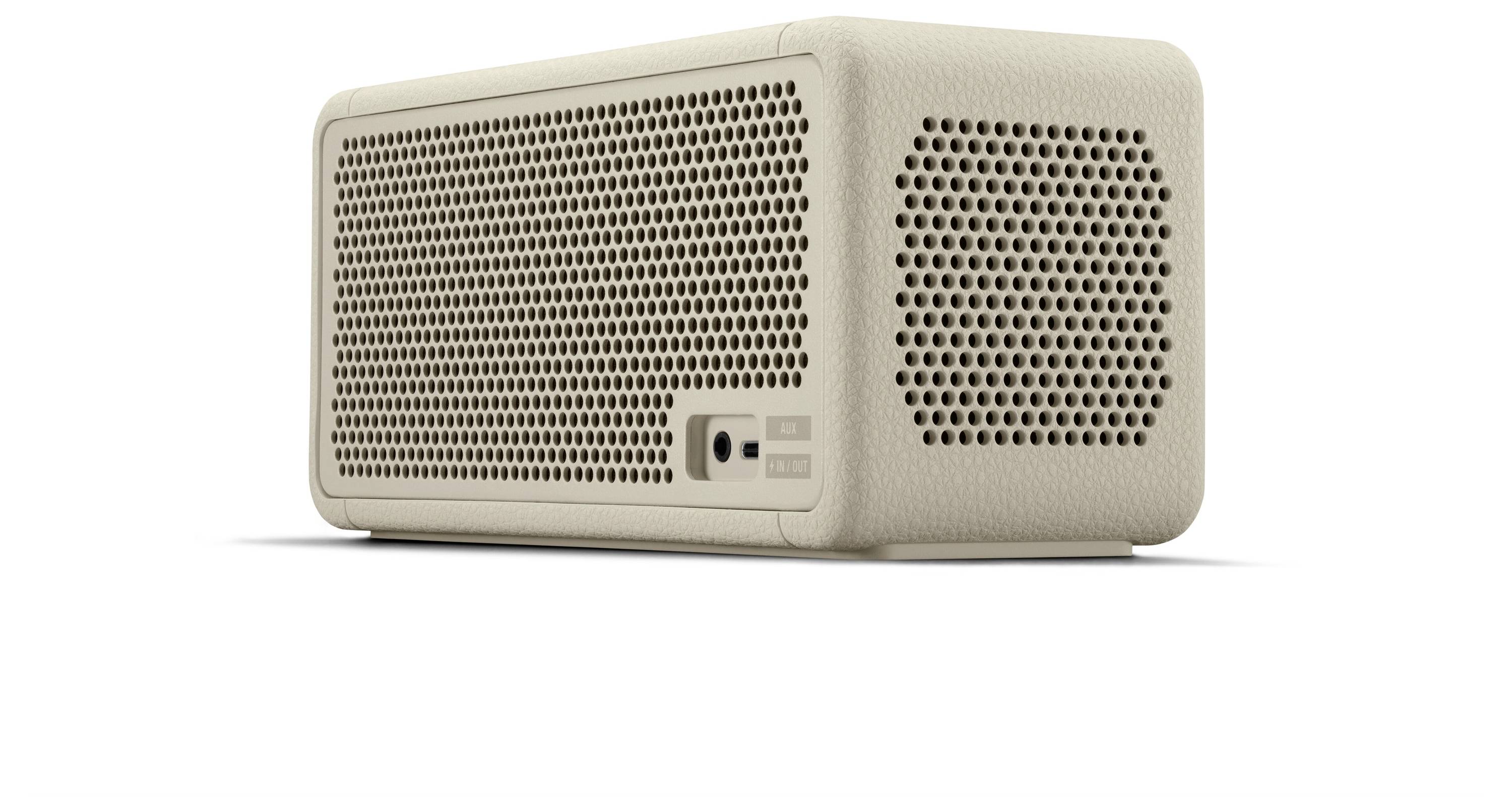Tragbarer Lautsprecher mit cremefarbenem Gehäuse, rechteckige Form, Gittermuster auf der Vorderseite für den Klangabfluss, zwei Tasten an der Seite.