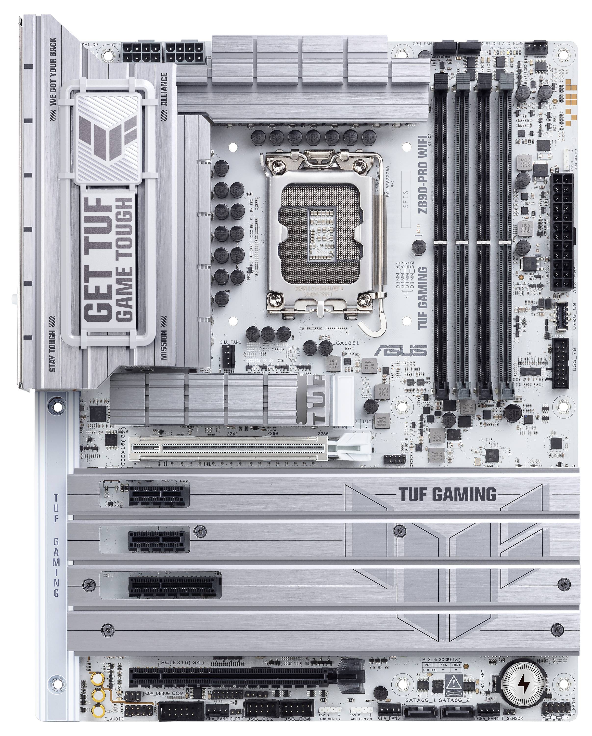 Ein weißes ASUS TUF Gaming Z590-Pro WiFi Mainboard mit vier RAM-Steckplätzen, mehreren PCIe-Steckplätzen und robustem Kühlkörperdesign.
