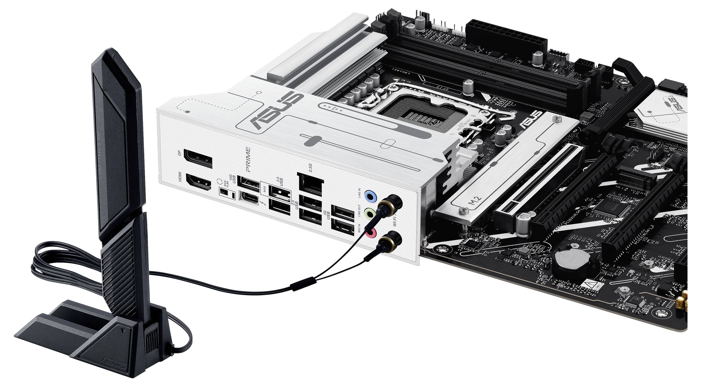 Eine Hauptplatine mit integrierten Schnittstellen und Anschlüssen. Auf der Rückseite befinden sich USB-Anschlüsse und Audioeingänge.