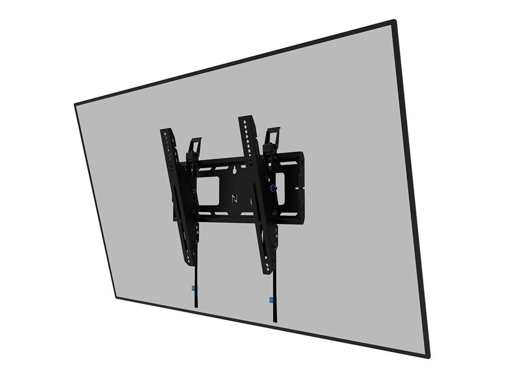 Wandhalterung für flachen Bildschirm, seitlich an der Wand montiert, zur besseren Sichtbarkeit neigbar.