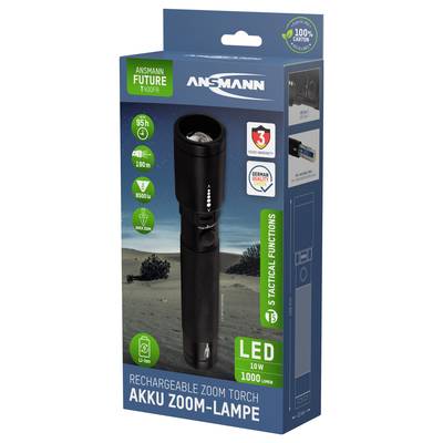 'Ansmann Akku Zoom-Lampe' Verpackung zeigt eine wiederaufladbare Taschenlampe mit 1000 Lumen, 10W LED, 95h Laufzeit und 190m Reichweite.