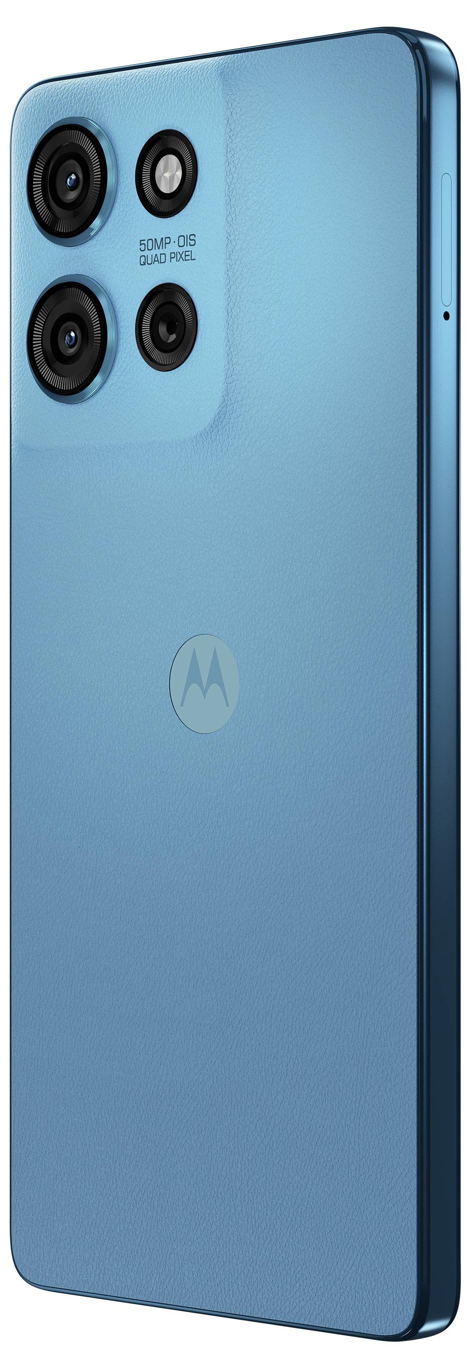 Smartphone mit drei Kameraobjektiven auf der Rückseite in blauer Farbe. Markenlogo in der Mitte sichtbar.