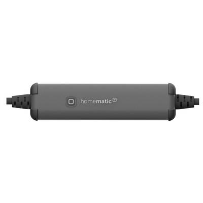 Schwarzes Homematic-Gerät mit quadratischem Logo und Text 'homematic IP' in der Mitte, seitlich mit zwei Kabeln verbunden.