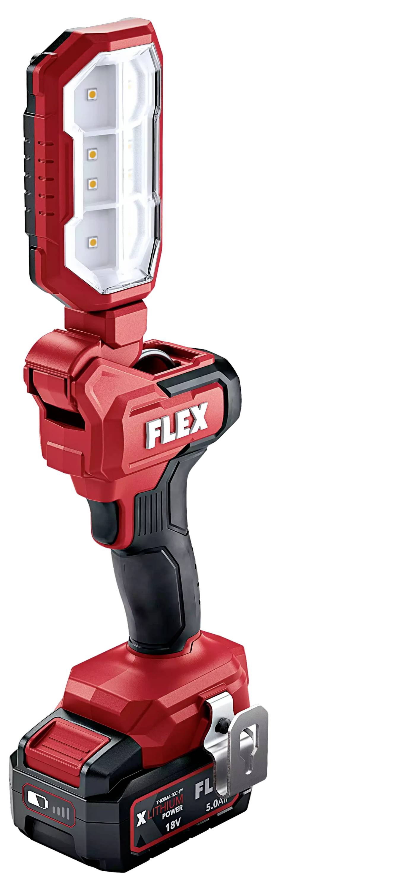 Eine rote, kabellose Arbeitsleuchte mit verstellbarem Kopf, Marke 'FLEX', auf einem 18V Akkupack montiert. Ideal für Werkstattnutzung.
