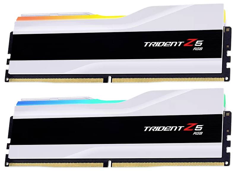 Zwei moderne RAM-Module Trident Z5 RGB mit schwarzem Streifen und bunter Beleuchtung auf der Oberseite.