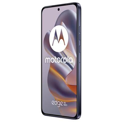Ein Smartphone von Motorola, Modell 'Edge 50 Neo', mit großem Display und Kamerahole. Logo auf dem Bildschirm sichtbar.