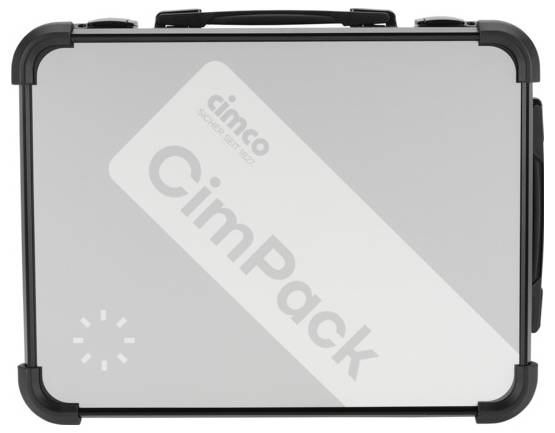 Ein Transportkoffer mit der Aufschrift 'CimPack' und dem Logo 'gimco'. Der Koffer ist hauptsächlich grau mit schwarzen Ecken.