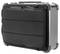 Ein geschlossener, schwarzer Hartschalenkoffer mit Tragegriff, geeignet für sicheren Transport und Aufbewahrung von Gegenständen.