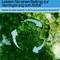 'Luftaufnahme eines grünen Waldes mit einem Loch in der Mitte. Text oben: Leisten Sie einen Beitrag zur Verringerung von Abfall. Dieser Drucker besteht zu 60 % aus recyceltem Kunststoff.'