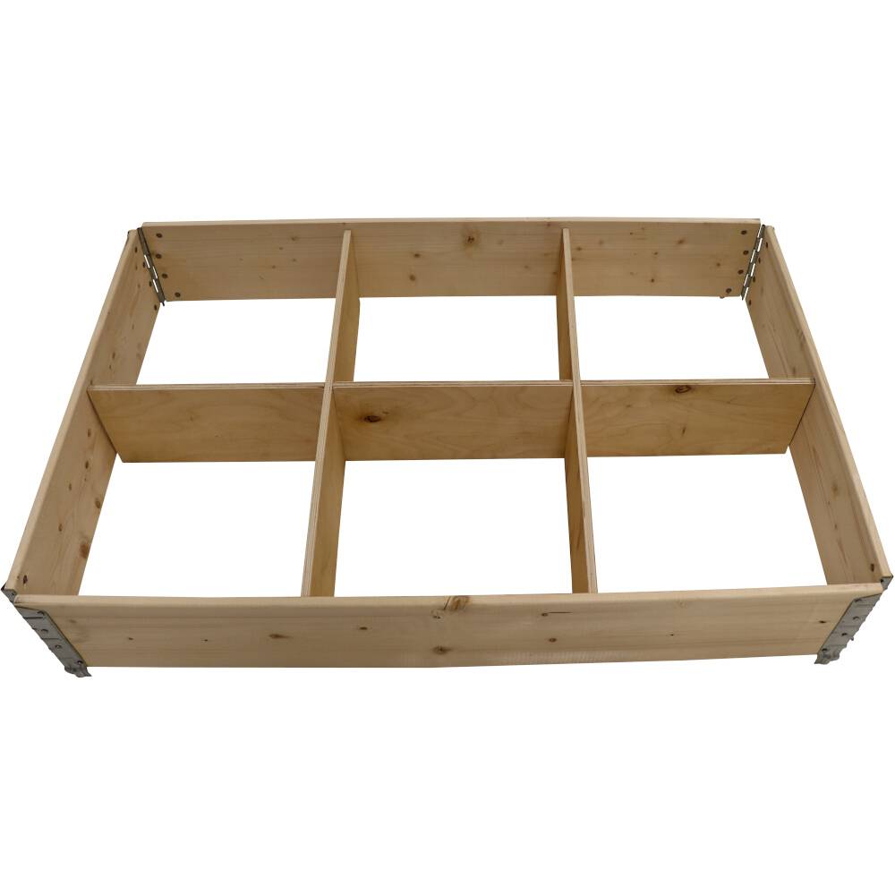 Holzrahmen mit fünf Fächern, geeignet für die Aufbewahrung oder als Basis für Möbelkonstruktionen. Rechteckige Form mit Metallverstärkungen an den Ecken.