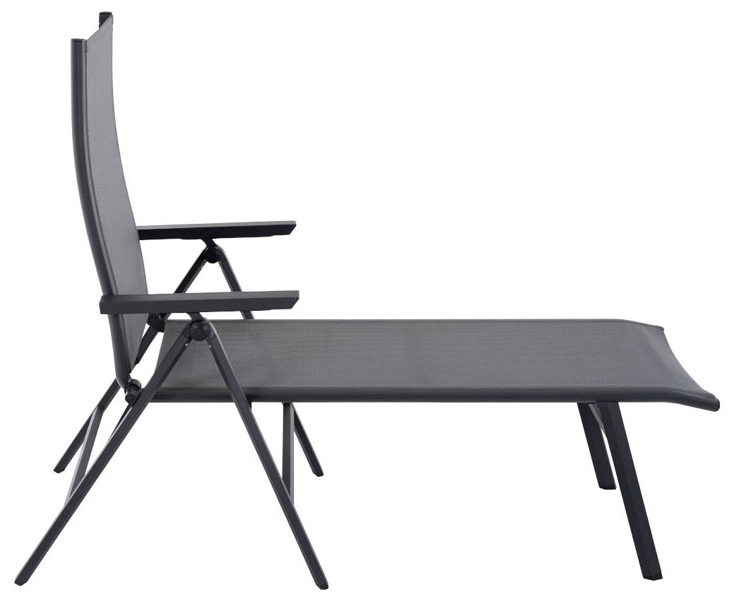 Ein schwarzer Liegestuhl in Seitenansicht mit hohen Armlehnen und einer verstellbaren Rückenlehne, geeignet für den Außenbereich.