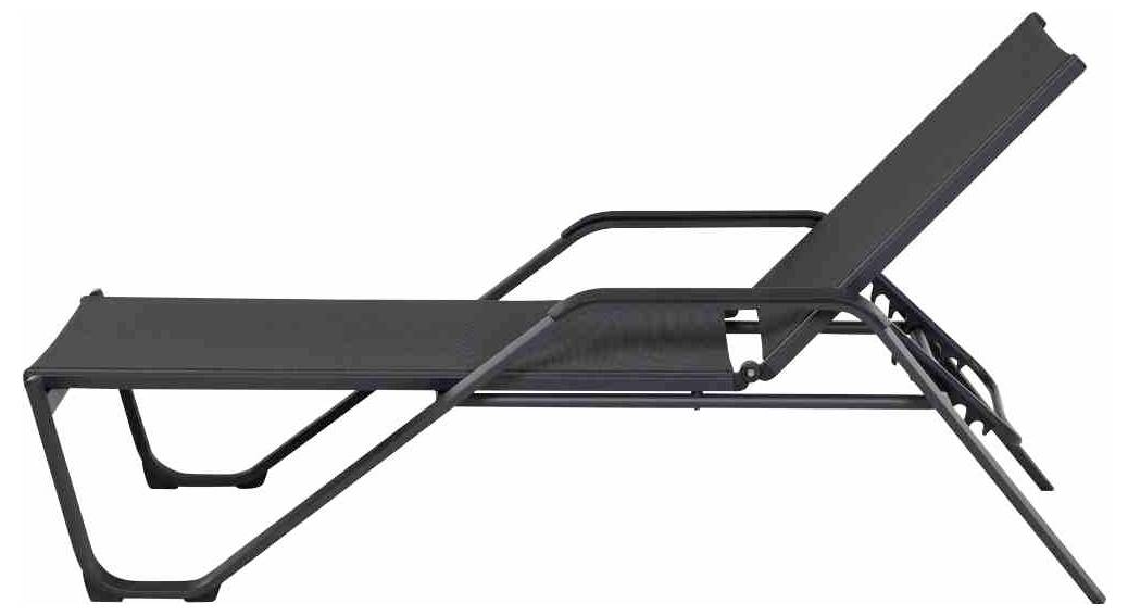 Eine schwarze Sonnenliege mit verstellbarer Rückenlehne, geeignet für den Gebrauch im Freien. Sie besteht aus Metall mit einem textilen Bezug.