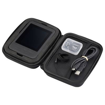 Tragetasche mit digitalem Gerät, SD-Kartenadapter und USB-Kabel. Ideal für den Transport und Schutz elektronischer Geräte und Zubehör.