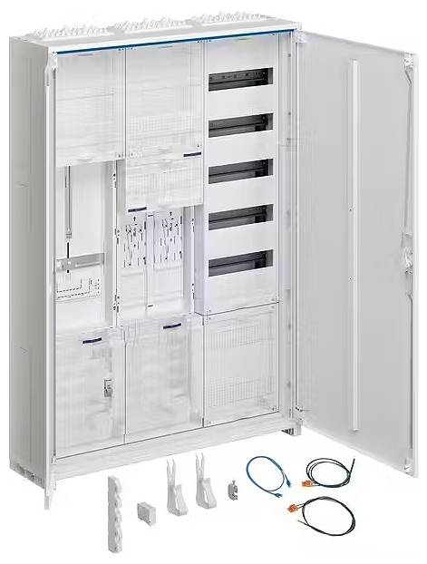 Ein offener Schaltschrank mit mehreren Fächern und Kabeln, zeigt die Innenstruktur und Verkabelungsoptionen für elektronische Komponenten.