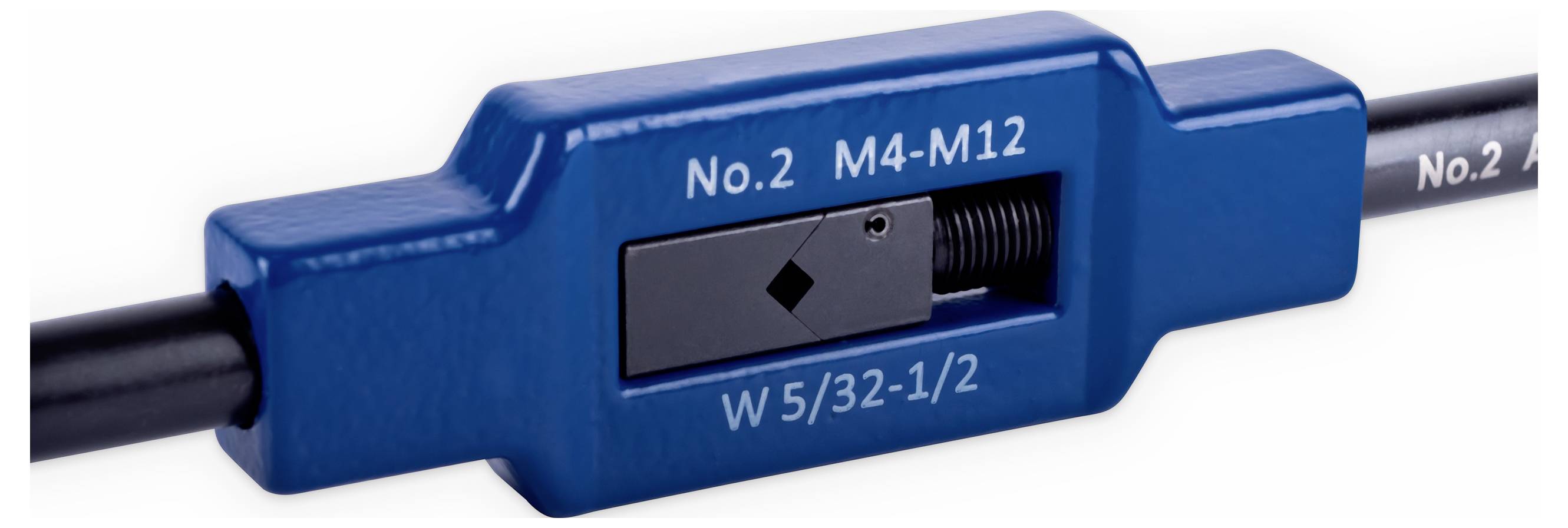 Blaues Befestigungswerkzeug, markiert mit 'No.2 M4-M12' und 'W 5/32-1/2', zeigt eine Klemme für verschiedene Schraubengrößen.